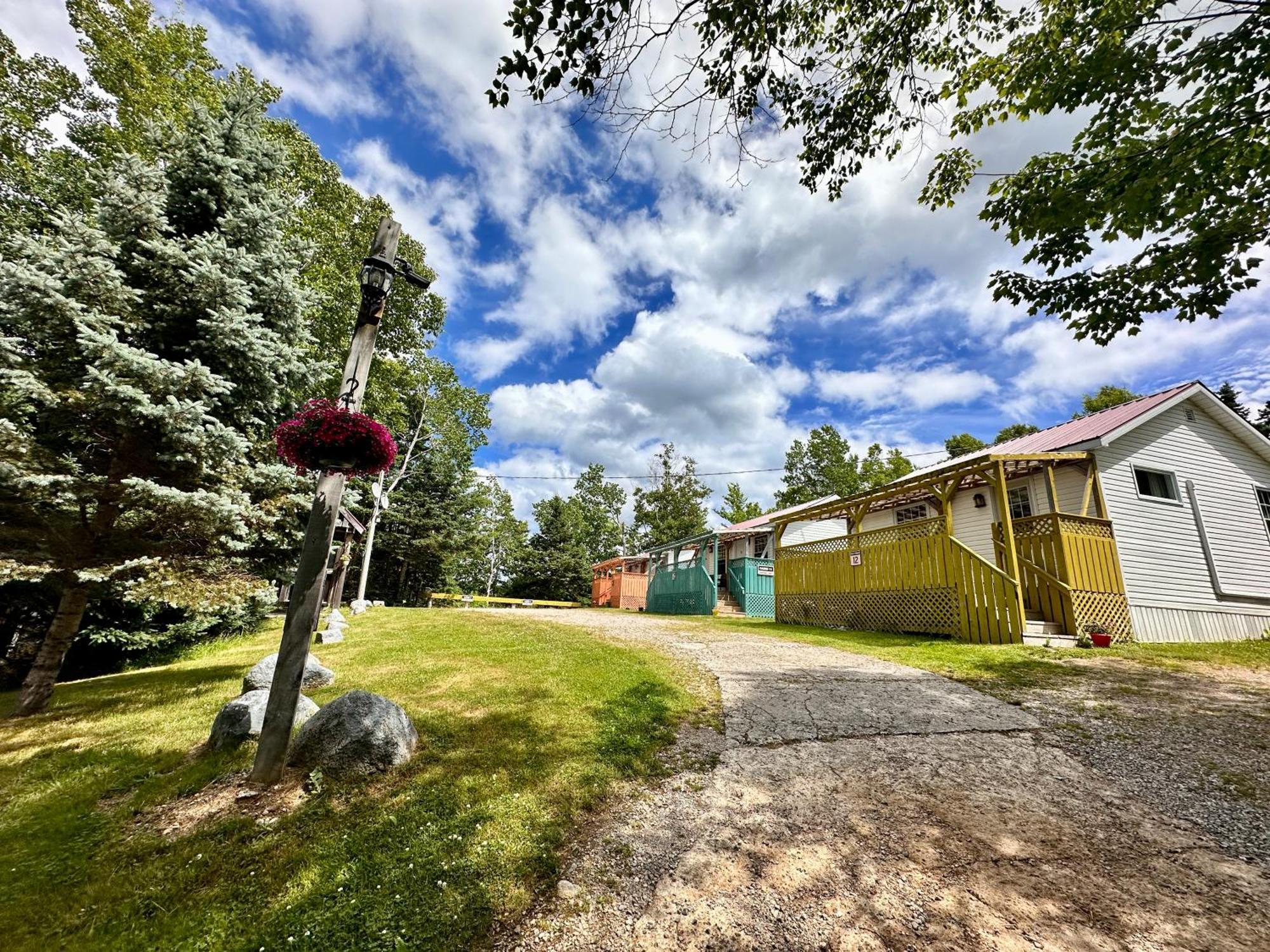 Skyline Cabins Ingonish Buitenkant foto